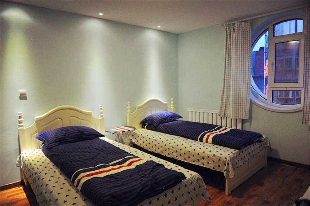 Dalian Buzz Light Year Youth Hostel Eksteriør billede