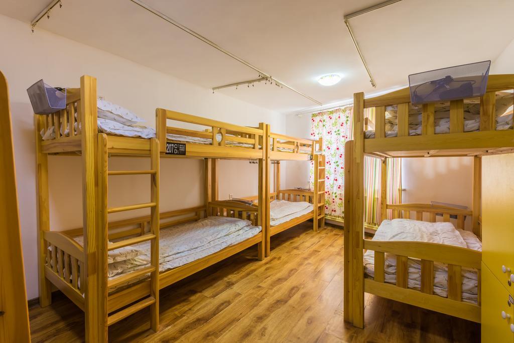 Dalian Buzz Light Year Youth Hostel Eksteriør billede