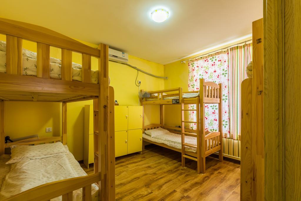 Dalian Buzz Light Year Youth Hostel Eksteriør billede